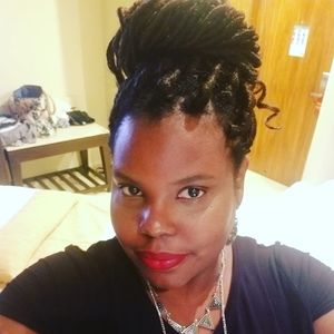 Meet your Posher, Chenell